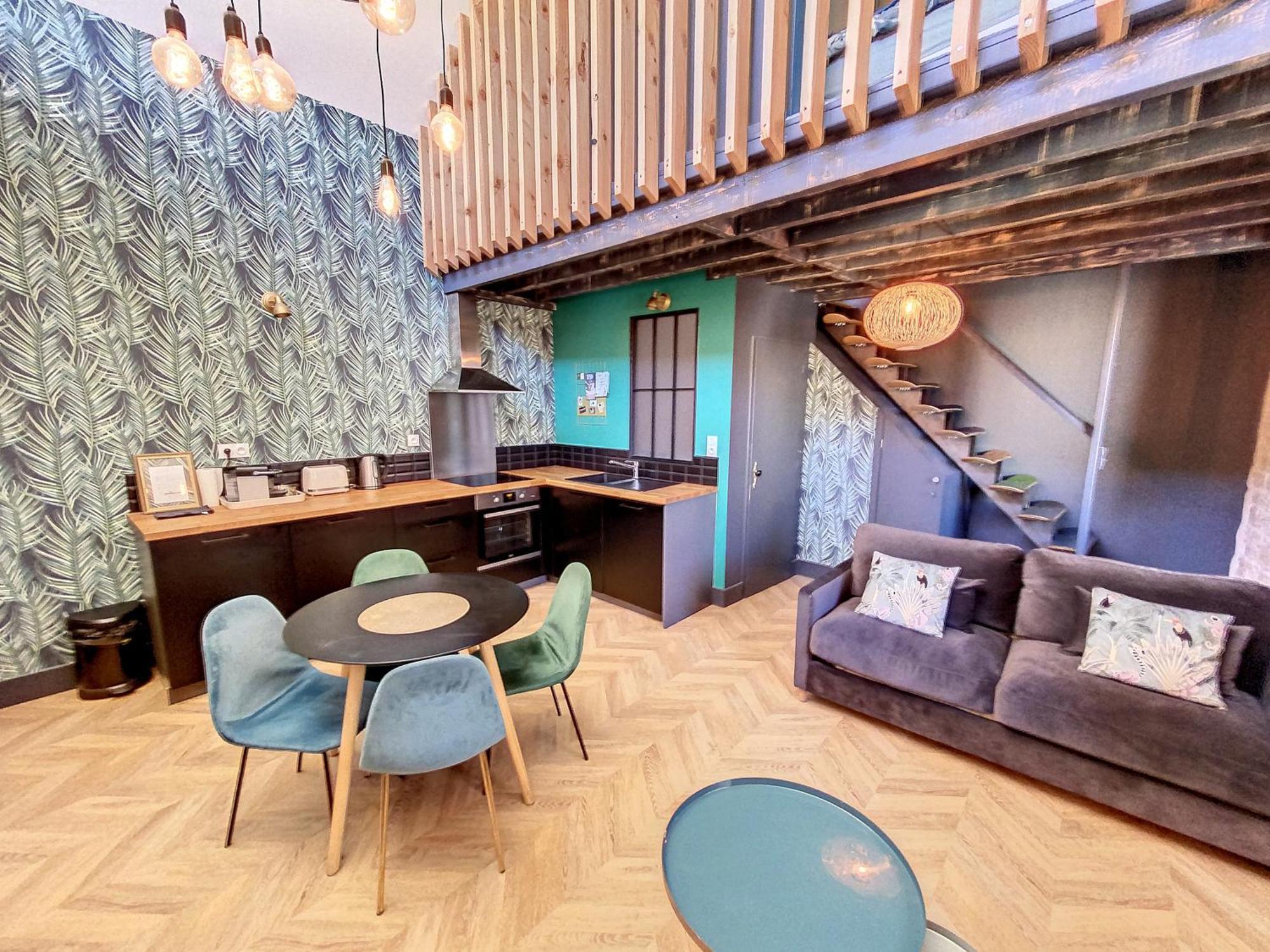 Jungle Room Бургуэн Экстерьер фото
